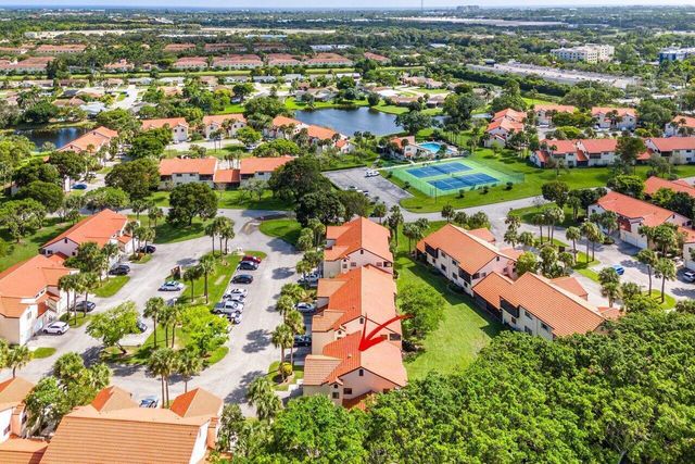 10 Via De Casas Sur 104, Boynton Beach, FL 33426