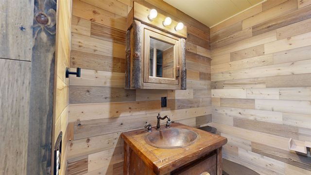 260 Weaver Road, Huntington, VT 05462