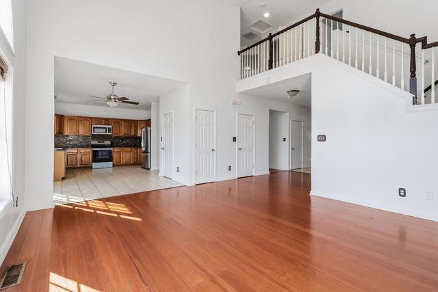 919 Winding Oak Trail, Lexington, KY 40511
