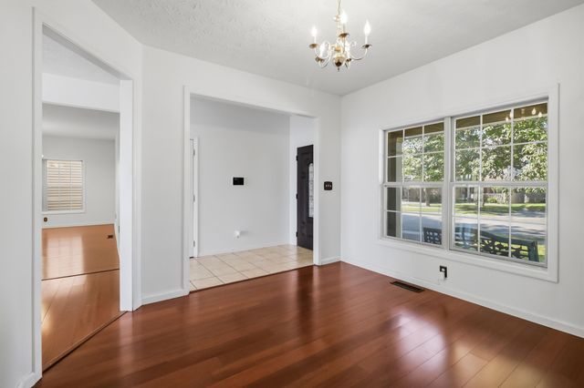 919 Winding Oak Trail, Lexington, KY 40511