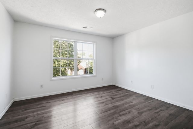919 Winding Oak Trail, Lexington, KY 40511
