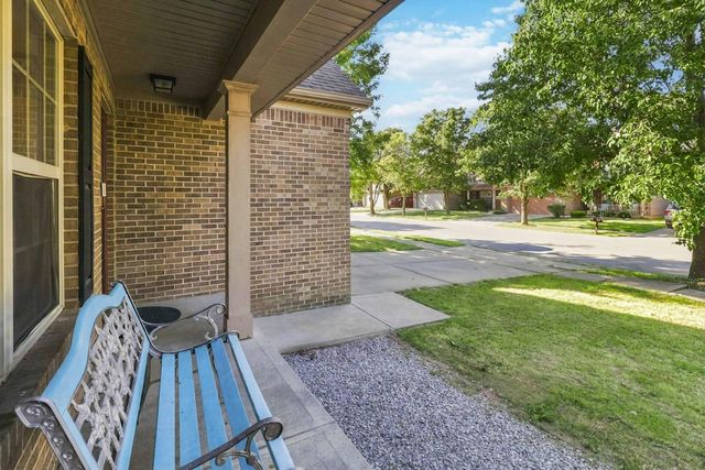 919 Winding Oak Trail, Lexington, KY 40511