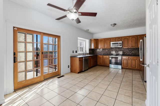 919 Winding Oak Trail, Lexington, KY 40511