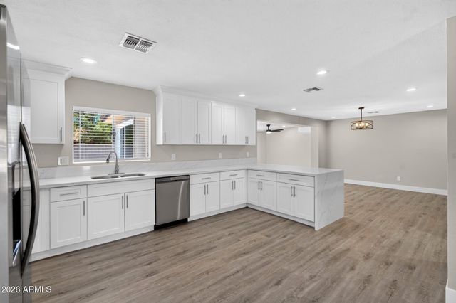 1809 W NATAL Avenue, Mesa, AZ 85202