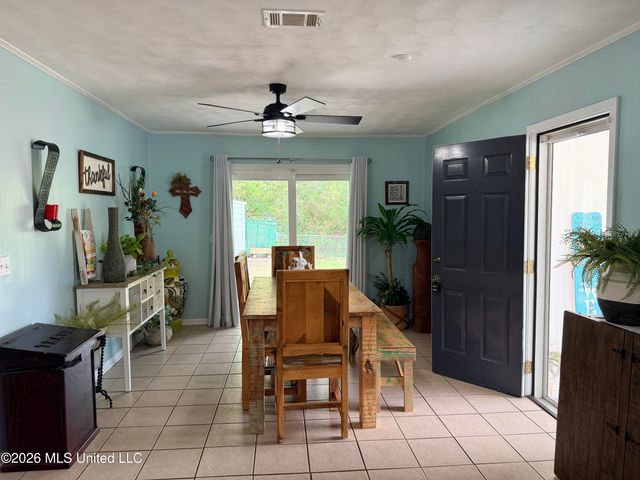 502 NW Kennedy Drive, Magee, MS 39111