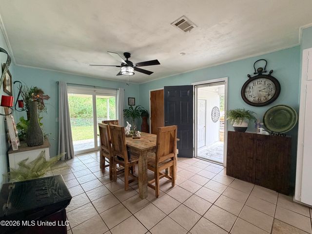 502 NW Kennedy Drive, Magee, MS 39111