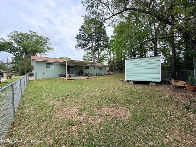 502 NW Kennedy Drive, Magee, MS 39111