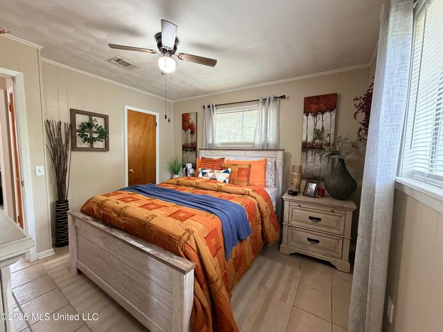 502 NW Kennedy Drive, Magee, MS 39111