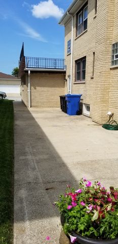 8407 W BRODMAN Avenue 1, Chicago, IL 60656