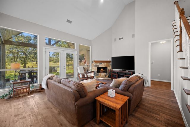 519 Runaway Bay Drive, Runaway Bay, TX 76426