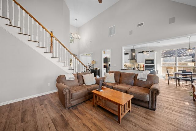 519 Runaway Bay Drive, Runaway Bay, TX 76426