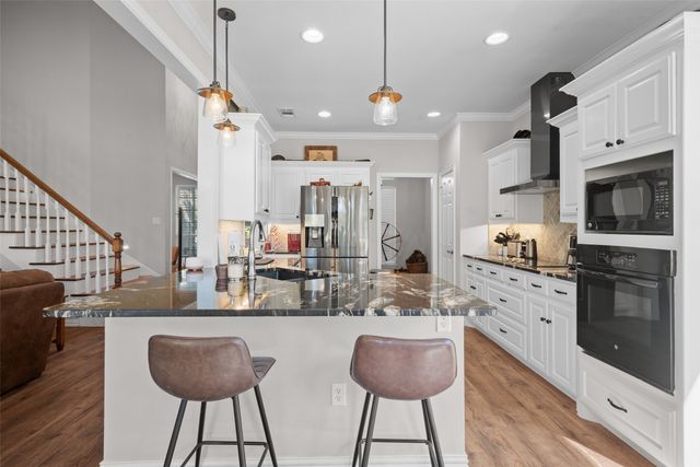 519 Runaway Bay Drive, Runaway Bay, TX 76426