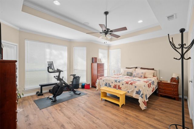 519 Runaway Bay Drive, Runaway Bay, TX 76426