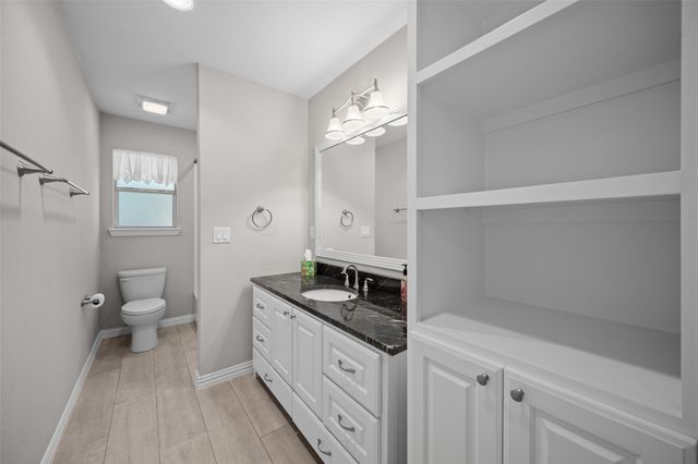 519 Runaway Bay Drive, Runaway Bay, TX 76426