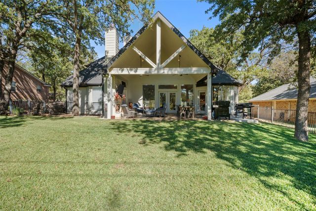 519 Runaway Bay Drive, Runaway Bay, TX 76426