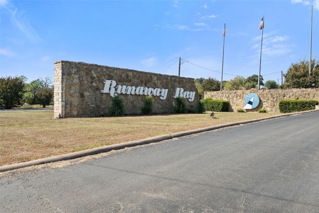 519 Runaway Bay Drive, Runaway Bay, TX 76426