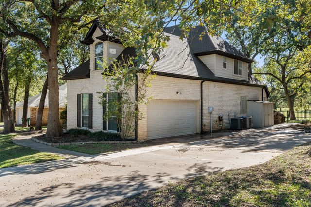 519 Runaway Bay Drive, Runaway Bay, TX 76426