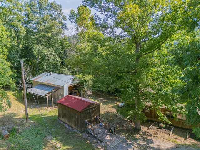 452 Marion County 3048, Yellville, AR 72687