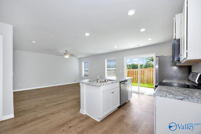 4113 Hudson Court, Decatur, AL 35603