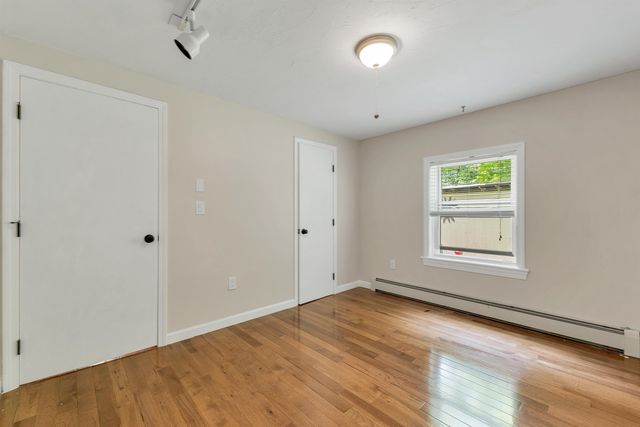 21 Spruce Street, Laconia, NH 03246