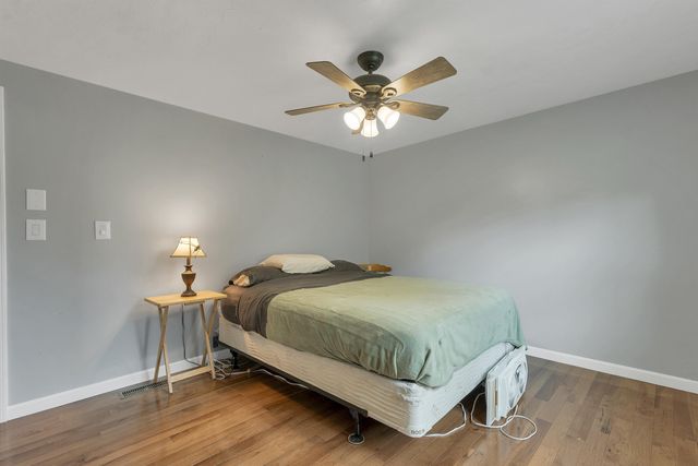 21 Spruce Street, Laconia, NH 03246