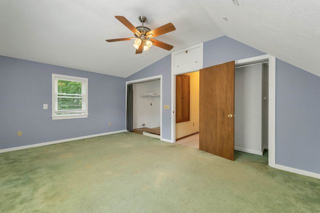 21 Spruce Street, Laconia, NH 03246