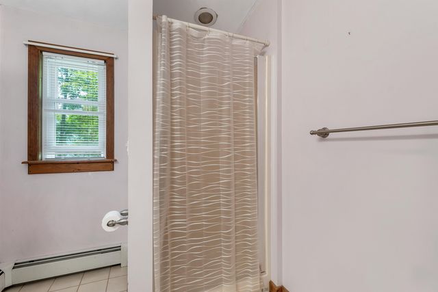 21 Spruce Street, Laconia, NH 03246