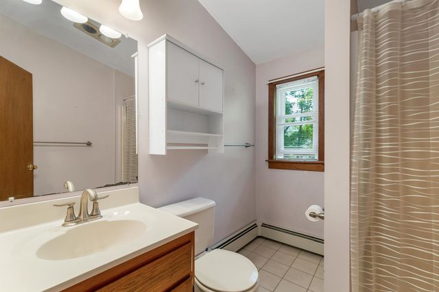 21 Spruce Street, Laconia, NH 03246