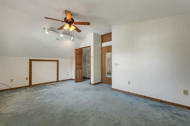 21 Spruce Street, Laconia, NH 03246
