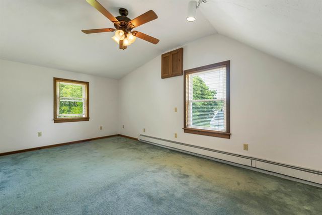 21 Spruce Street, Laconia, NH 03246