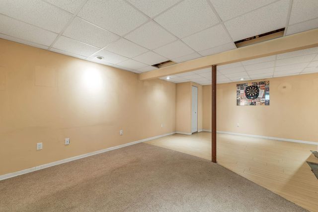 21 Spruce Street, Laconia, NH 03246