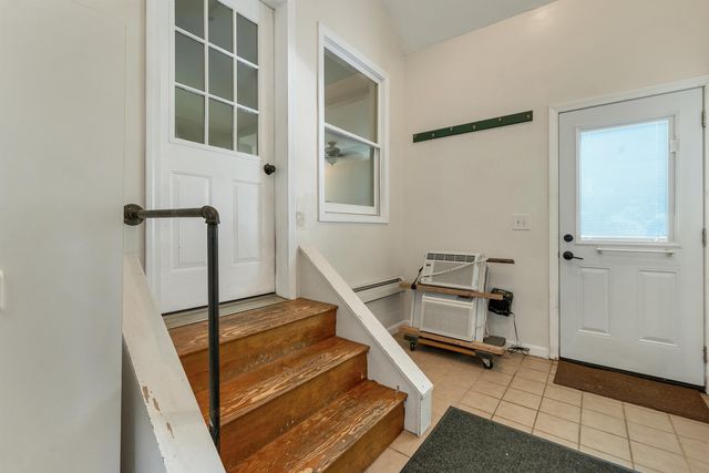 21 Spruce Street, Laconia, NH 03246