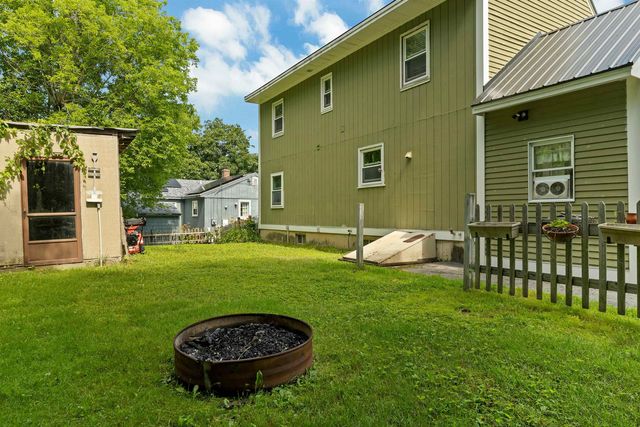 21 Spruce Street, Laconia, NH 03246