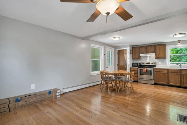 21 Spruce Street, Laconia, NH 03246