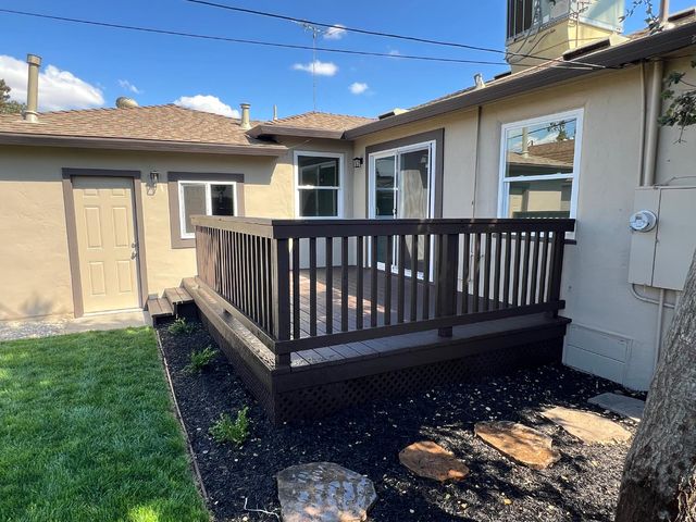 2071 W Sonoma Ave, Stockton, CA 95204