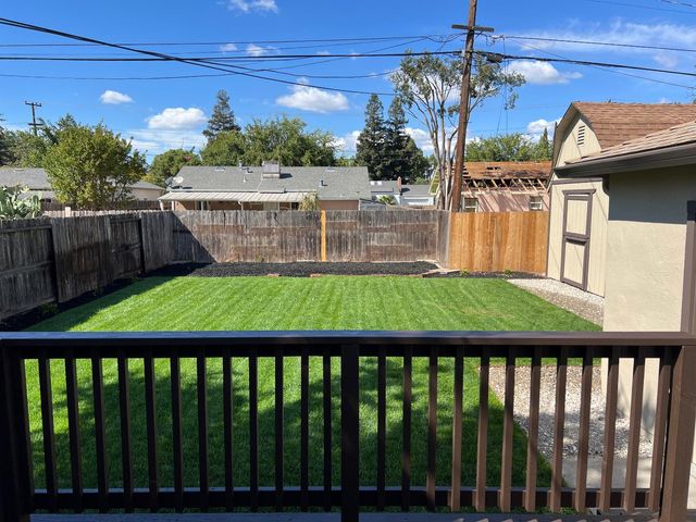 2071 W Sonoma Ave, Stockton, CA 95204