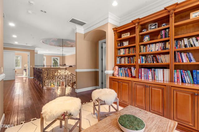 1737 Fairmount Avenue, La Canada Flintridge, CA 91011