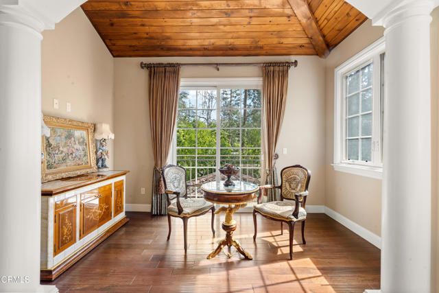 1737 Fairmount Avenue, La Canada Flintridge, CA 91011