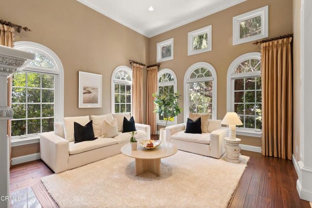 1737 Fairmount Avenue, La Canada Flintridge, CA 91011