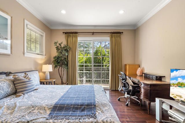 1737 Fairmount Avenue, La Canada Flintridge, CA 91011