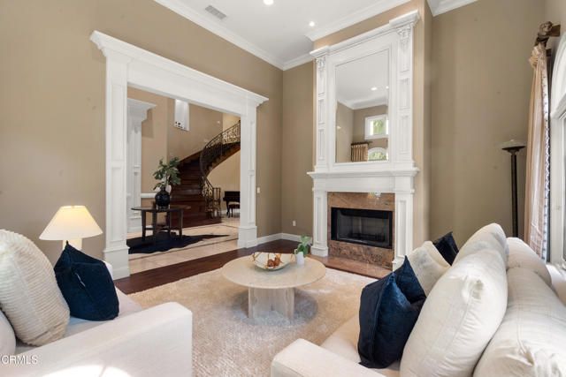 1737 Fairmount Avenue, La Canada Flintridge, CA 91011