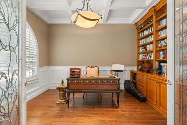 1737 Fairmount Avenue, La Canada Flintridge, CA 91011