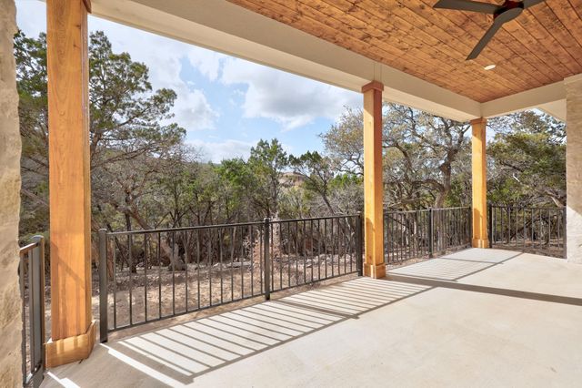 9504 Harbor DR, Jonestown, TX 78645