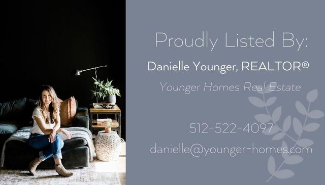 9504 Harbor DR, Jonestown, TX 78645