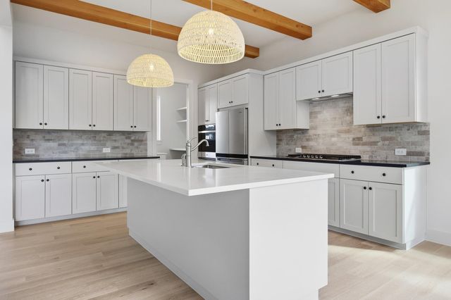 9504 Harbor DR, Jonestown, TX 78645