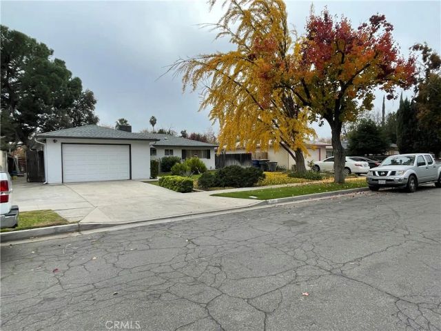 3031 W Fairmont, Fresno, CA 93722