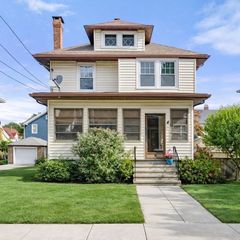 144 Kemper Street, Quincy, MA 02170