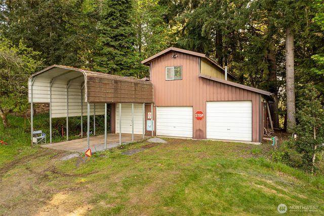 731 Carnine Road, Castle Rock, WA 98611