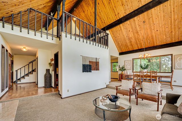 731 Carnine Road, Castle Rock, WA 98611