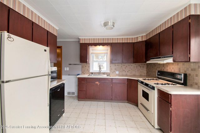 712 W Sheridan Road, Lansing, MI 48906